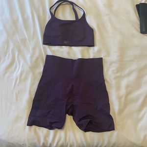 Set active sculpt flex box X and bike shorts set purple